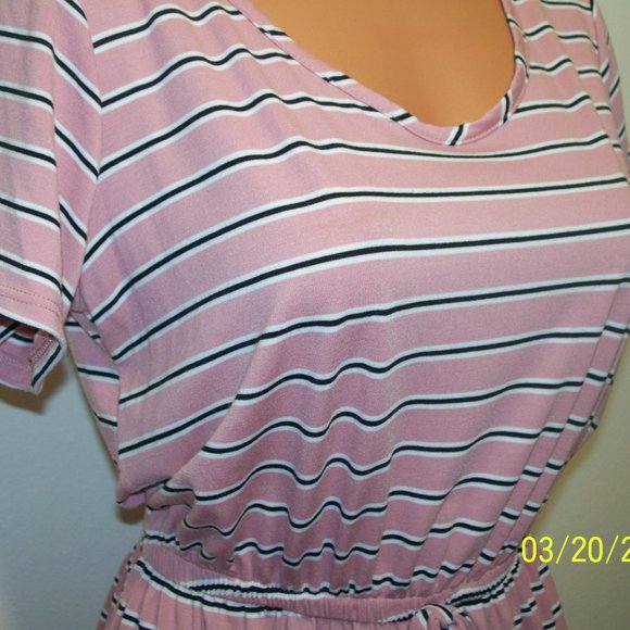 1.4.3. Story By Line Up Knit Dress SZ S  AA6 - Picture 3 of 6